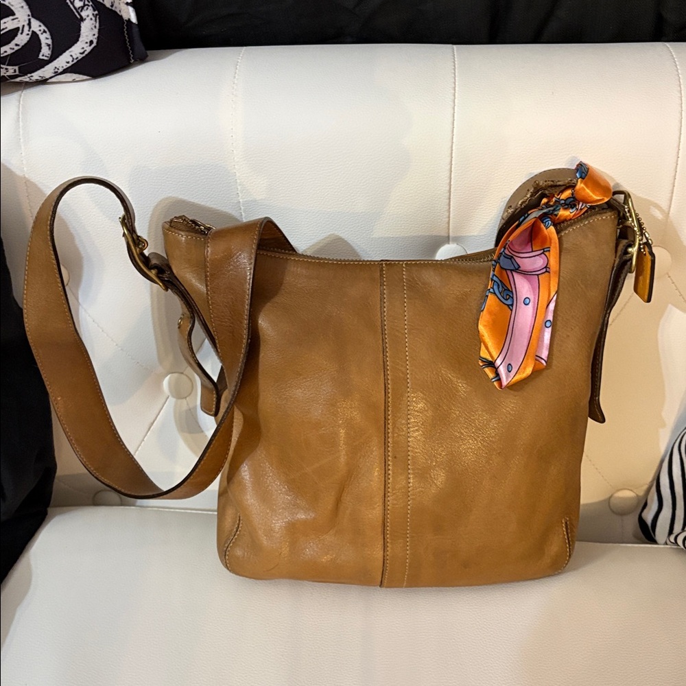 Coach Tan Leather Shoulder Bag VTG Legacy Slim Duffle PROJECT